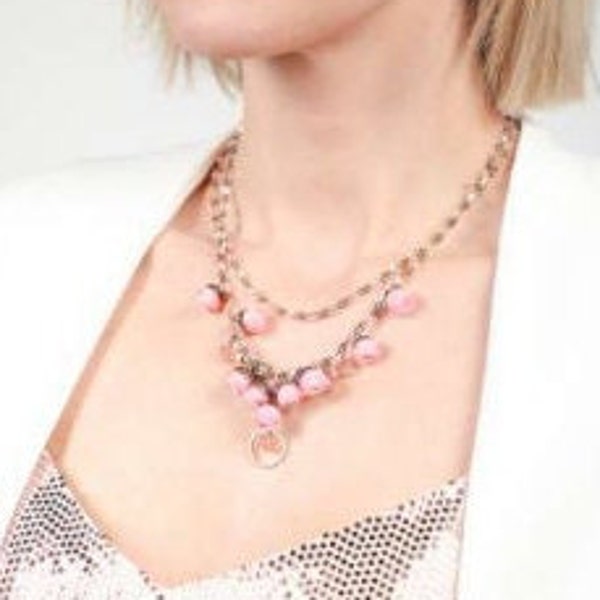 Collier fleuri Douces Fleurs en tissu et perles facettes