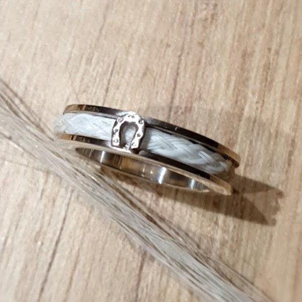 bague en argent Fer à Cheval avec crin personnalisable