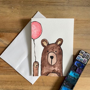 Tarjeta de acuarela pintada a mano de oso.