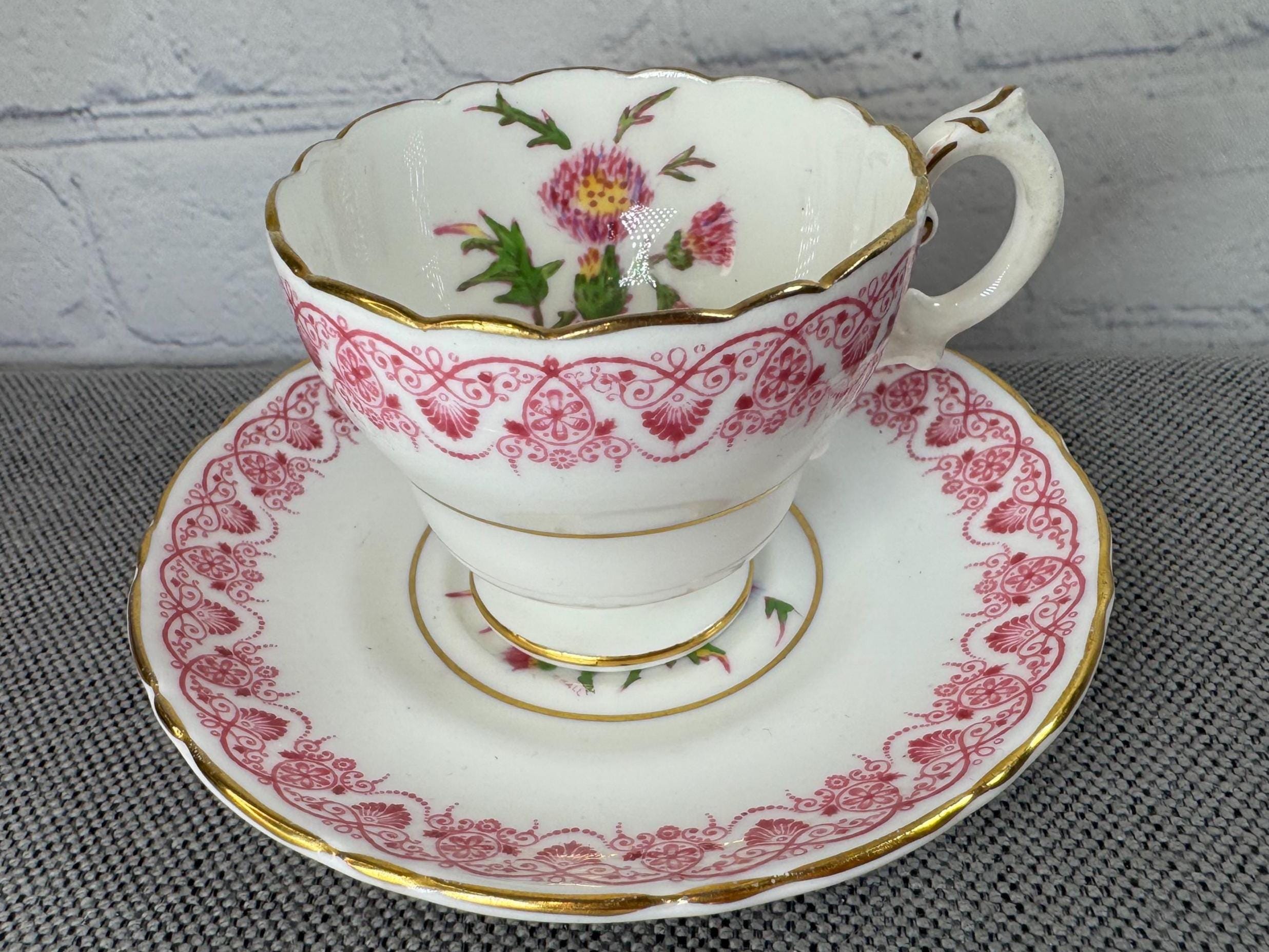 逸品　金彩装飾ハイハンドルC&S　アールデコ　Cauldon　英国アンティーク コウルドン 金彩薔薇絵 ダブルハンドル カップ＆ソーサー