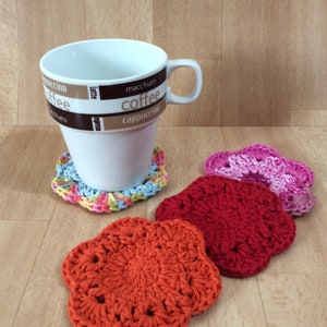 Flower coaster crochet pattern, PDF download, simple crochet pattern, flower coaster