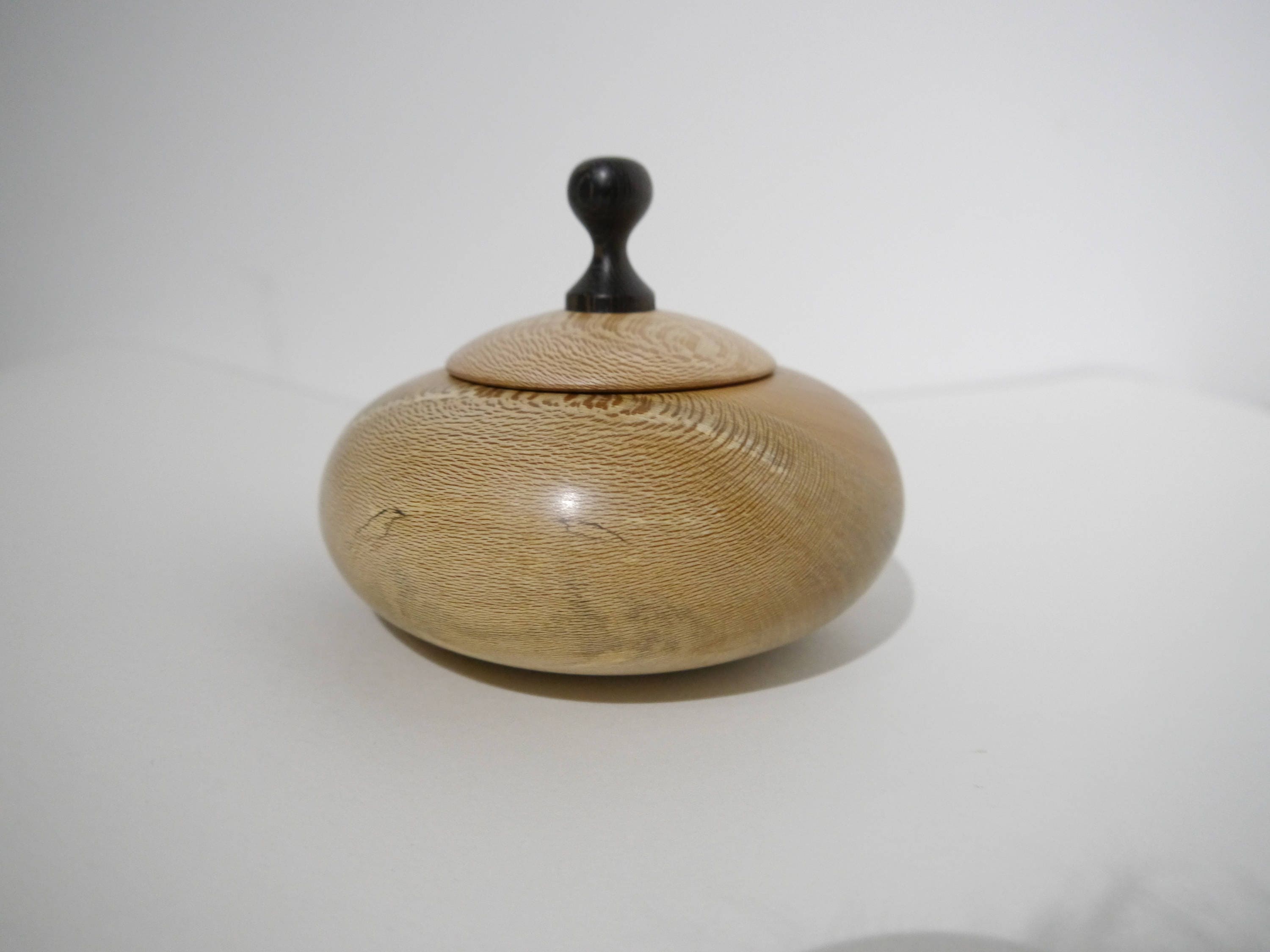 Boîte en Platane et Wengé