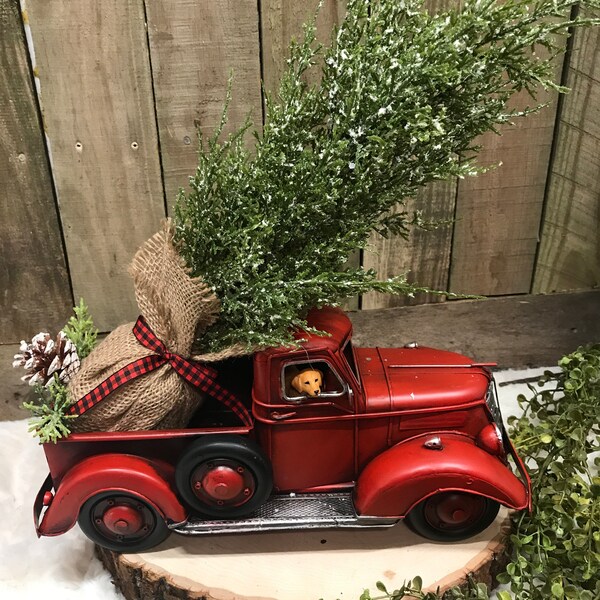 Red truck- farmhouse truck - old red truck - Christmas red truck - Christmas decoration - farmhouse decoration - farm truck - Christmas tree
