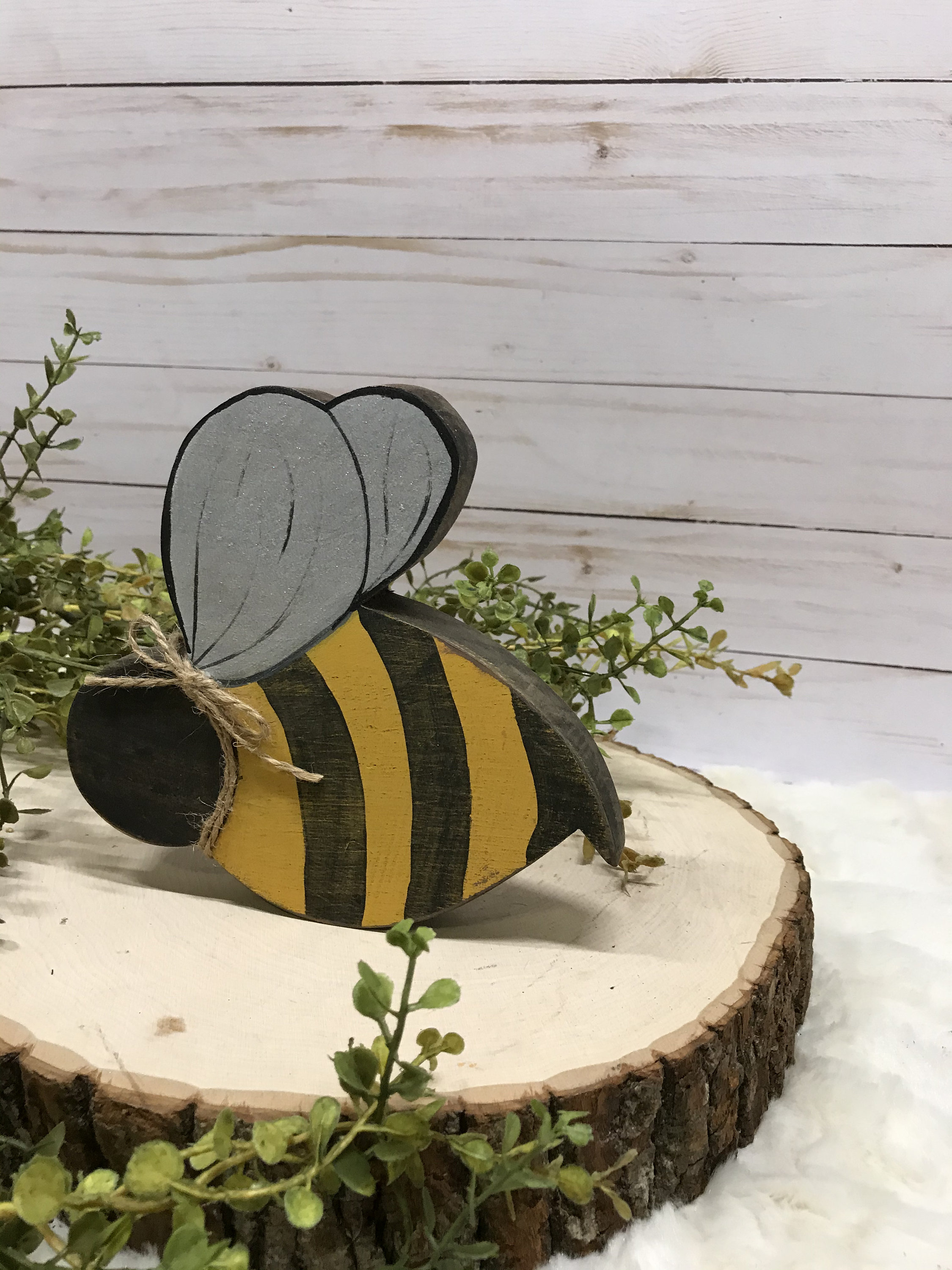 Wooden bee bee decor farmhouse decor primitive decor Etsy