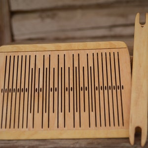 Double slotted, 9 slot rigid heddle, ASH wood,  Pick-Up Rigid Heddle, 9 Pattern Thread Slots, 9 pattern strings, band weaving, belt weaving