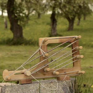 Métier à tisser à encre noire, métier à tisser de table, art ethnique, artisanat viking, métier à tisser viking, tissage de la Baltique, métier à tisser pour ceinture, sangle, tissage de bande