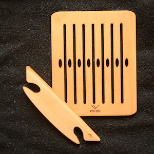 Small rigid heddle, 8 holes, Heddle for weaving, Bandweaving for beginner,Backstrap loom, Ethno craft, Weaving for kids. Heddle with shuttle