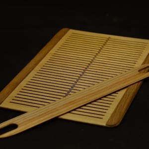 リジッドヘドル、オークトリミング、34穴、織機、シャトル付き織機、織板、バックストラップ織り、インクル織り、バイキングクラフト