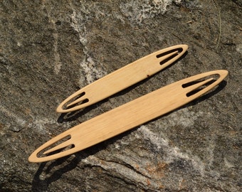 Set von 2 Webschiffchen, Webschiffchen aus Horn Strahl, Webschiffchen aus Horn, Webschiffchen, Große Nettingnadel, Brettchenweben, Mittelalterliches Weben, Saami Webschiffchen