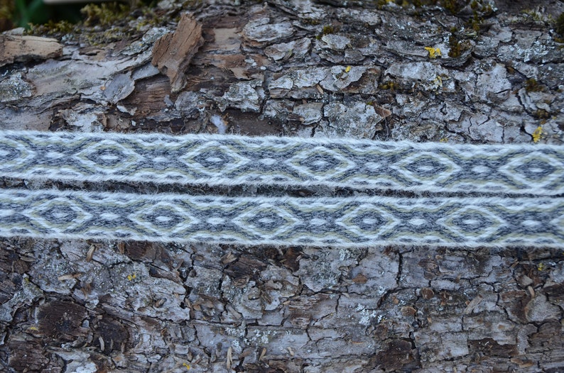 Tablet woven trim, Braid for reenactment, Viking belt, Tablet weaving, Handwoven woolen belt, Medieval reenactment, Viking trim image 5