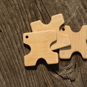 Thread winder, Warp separator, Wooden thread winder, Organisers for yarns, Bobbin for threads, Tablet weaving, Card weaving,  Viking weaving