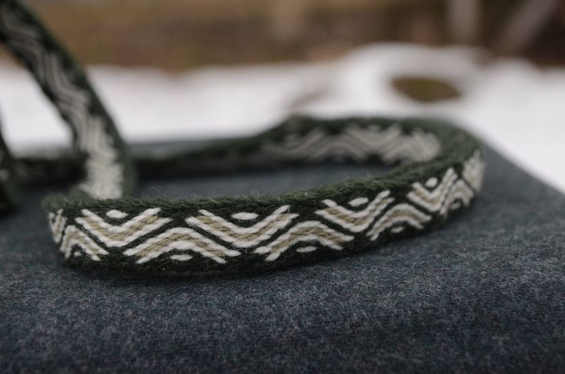 Handwoven belt / Tablet woven braid / Medieval woolen trim / Ladies belt / Viking tablet weaving / Medieval art / Green white / 18 mm strap image 8