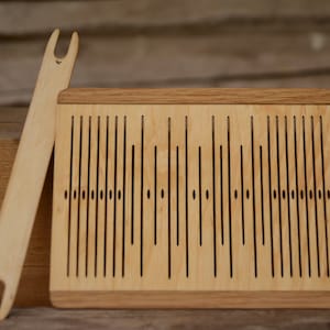 Rigid heddle 7pattern, OAK trimming, Double slot heddle, 7 slot rigid heddle, Oak wood, Pick-Up Rigid Heddle, 7 Pattern Thread Slots