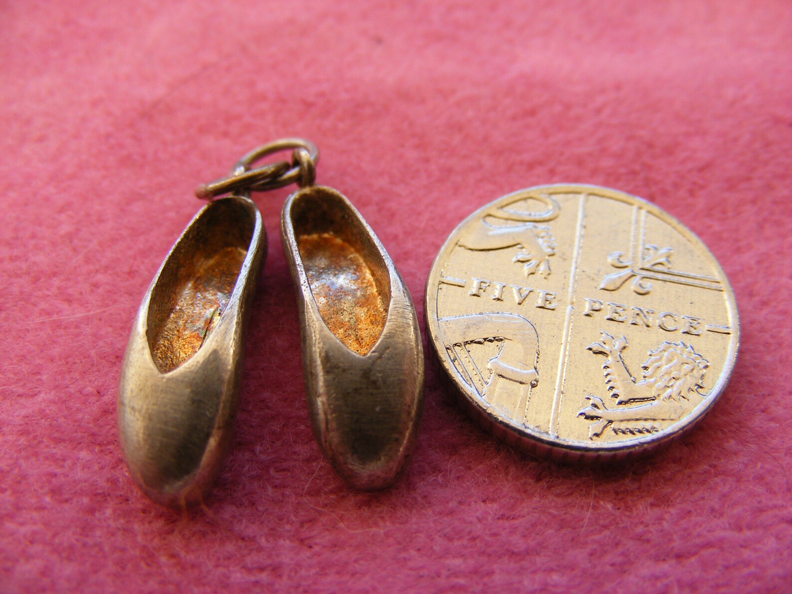 j) vintage sterling silver charm ballet shoes