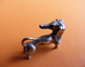 H) Vintage Sterling Silver Charm Dachshund Dog