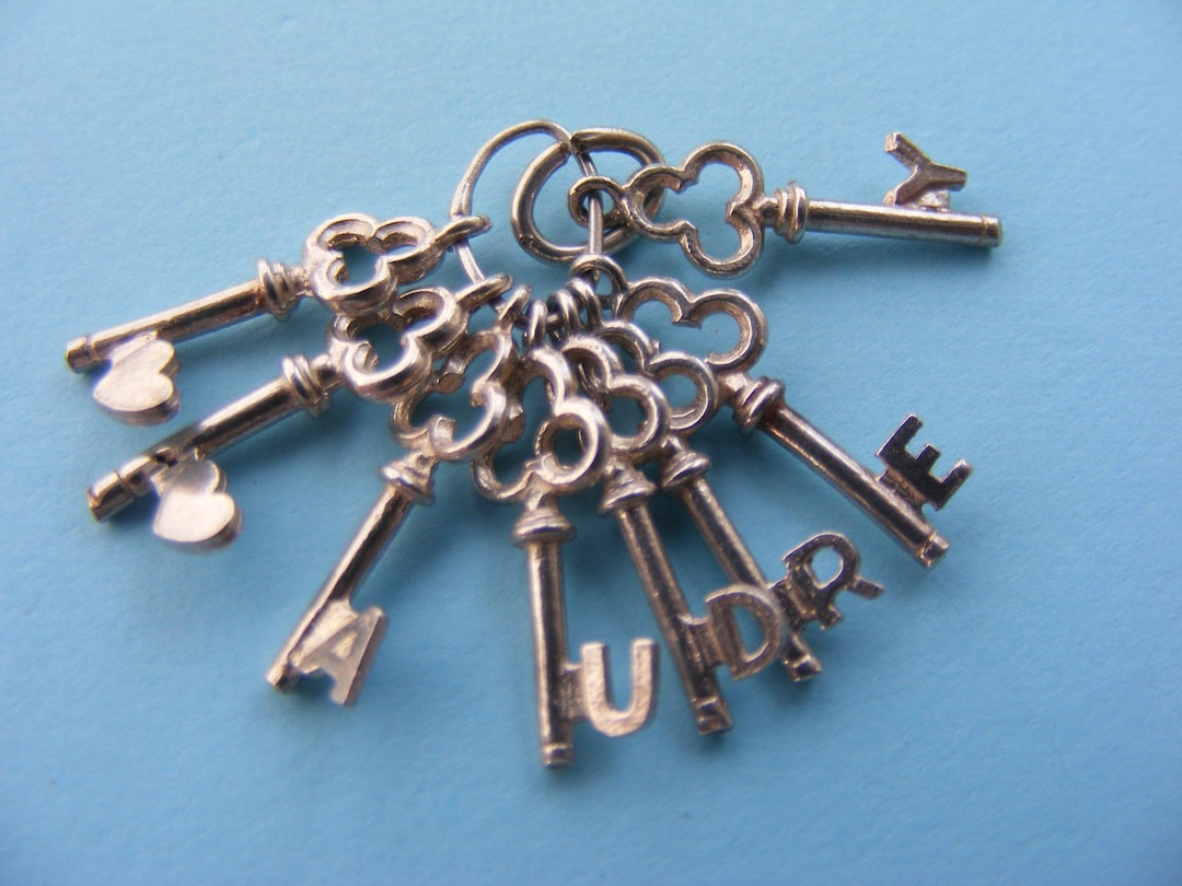 Key First Name Vintage Sterling Silver Charm Name Keys Spelling AUDREY - Etsy