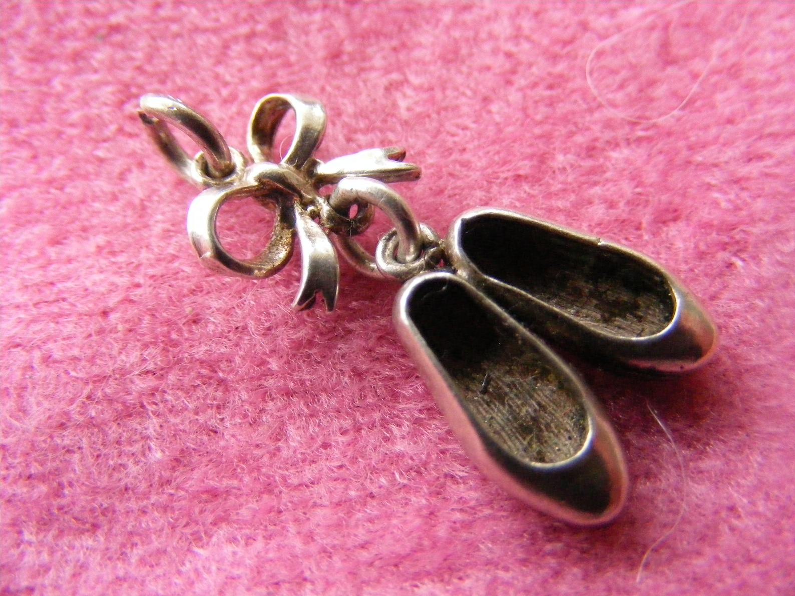 b) vintage sterling silver charm ballet shoes
