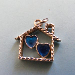 Vintage Sterling Silver Charm House Home is where the heart is! 2 enamelled hearts (Z)