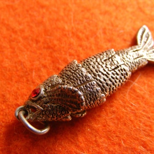 Pendentif poisson en argent 925 8x3mm - Trou: 3mm