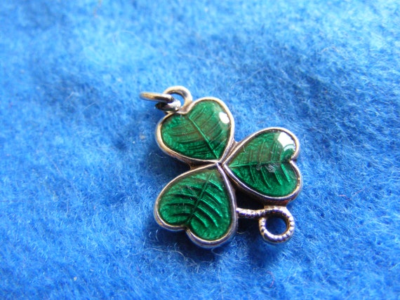 enamelled irish shamrock - Gem