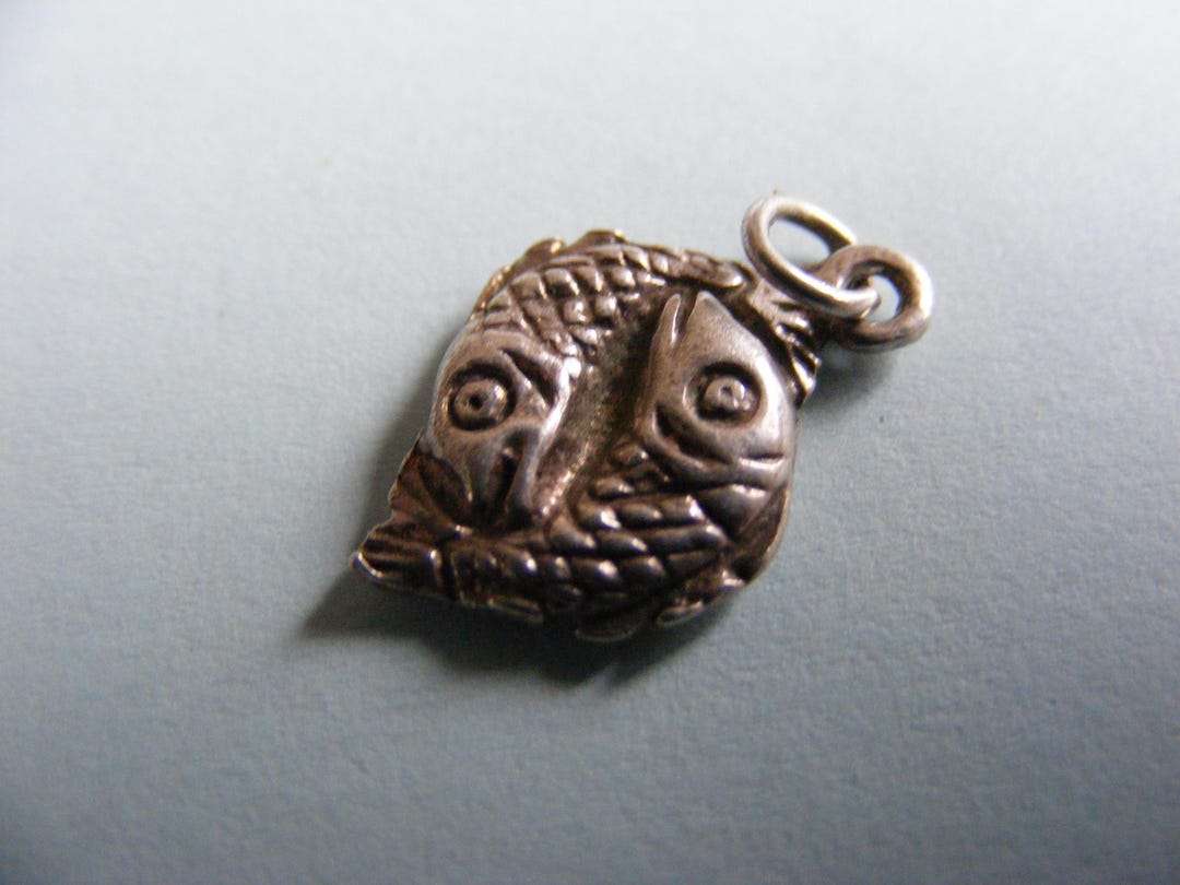 Vintage Sterling Silver Charm Zodiac Pisces Fish (L) - Etsy