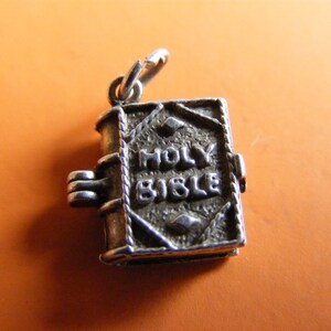 H) Vintage Sterling Silver Charm Holy Bible opens