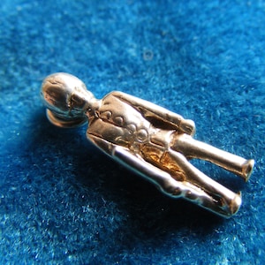B) Vintage Sterling Silver Charm Guard Sentry