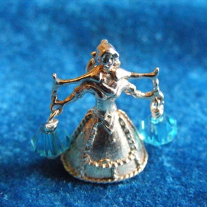 K) Nuvo Vintage Sterling Silber Charm „Milchmädchen“ mit Kristall-Milcheimern