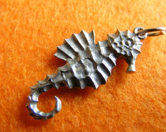 E) Vintage Sterling Silver Charm Seahorse