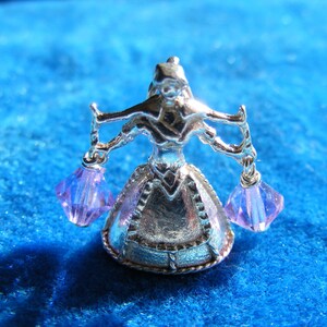E) Nuvo Vintage Sterling Silber Charm „Milchmädchen“ mit Kristallmilcheimern