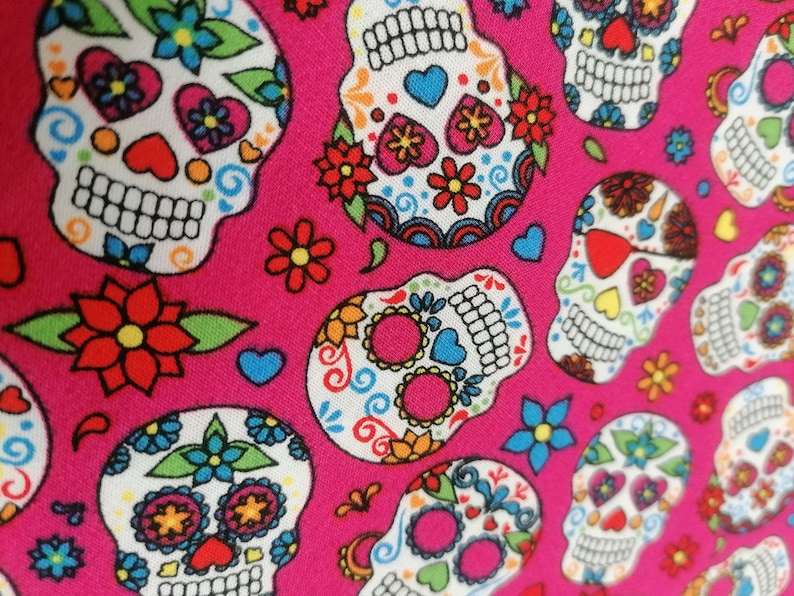 Cotton fabric fushia pattern skull 100/% cotton Fabric mask