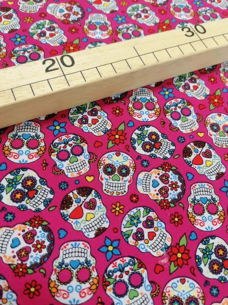 Cotton fabric fushia pattern skull 100/% cotton Fabric mask