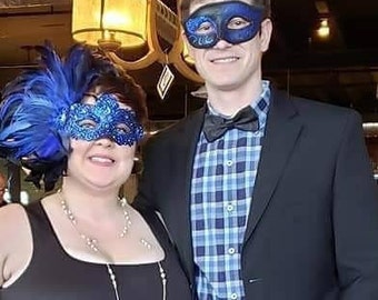 Couples Blue Masquerade ball Party Brocade Lace Feather Mask Pair