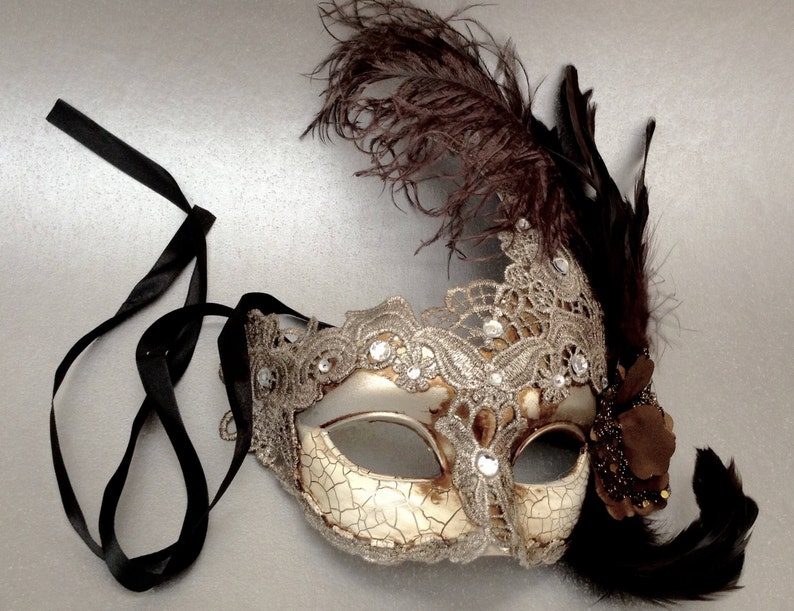Brocade Lace Light Beige Silver masquerade ball mask ostrich feather