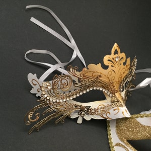 Couples Mardi Gras Masquerade ball Party White Gold Mask Pair image 3