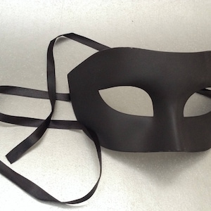 Mens Black Masquerade ball Eye Mask