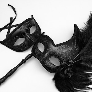 Black Masquerade stick handle mask Pair Birthday Costume Burlesque Christmas New Year Party