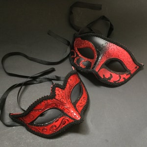 Couples Black Red Masquerade ball Eye Mask Pair