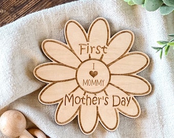 Wooden Baby Milestone Cards, My First Mother's Day, Baby Milestone Disc, Daisy Photo Prop, New Mom Gift