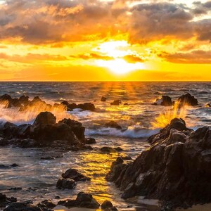 Golden Maui Sunset Beach Print, Hawaiian Coastal Wall Art, Ocean Waves, Tropical Paradise, Beach Decor, Coastal Decor Wall Art Print