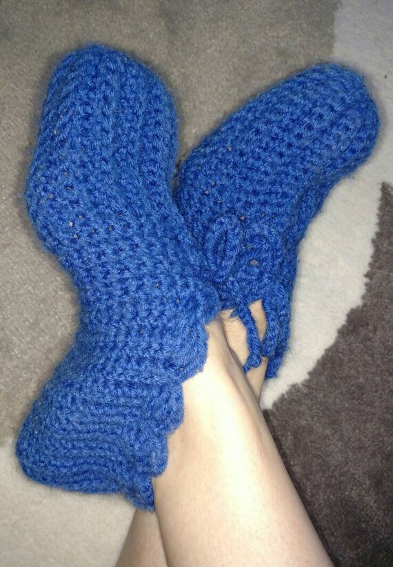 Vintage Blue hand crocheted bedroom slippers shoe… - image 2