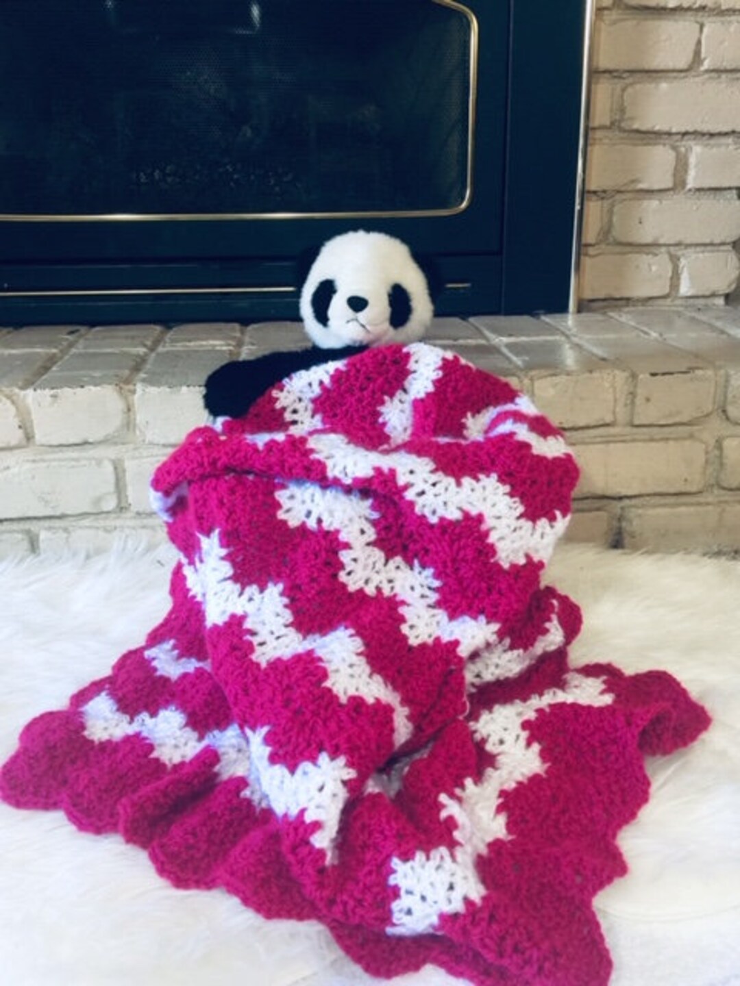 Raspberry Pink and White Blanket - Etsy