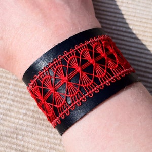 Black Leather Bracelet For Women With Red Ñandutí Lace