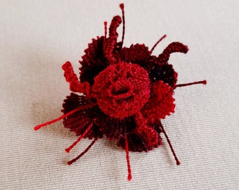 Floral Brooch - Garnet - Nanduti Ñandutí Paraguay