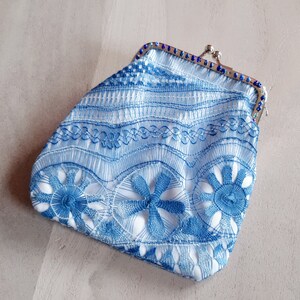 Handmade Blue Kiss Lock Coin Purse - Retro Style Coin Wallet