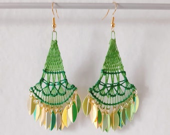Green Earrings Triangle Shaped With Sequins - Ñandutí Handmade Paraguayan Embroidered Lace Nanduti