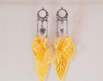 Yellow Leaf Dangle Earrings - Handmade Paraguayan Embroidered Ñandutí Nanduti Lace