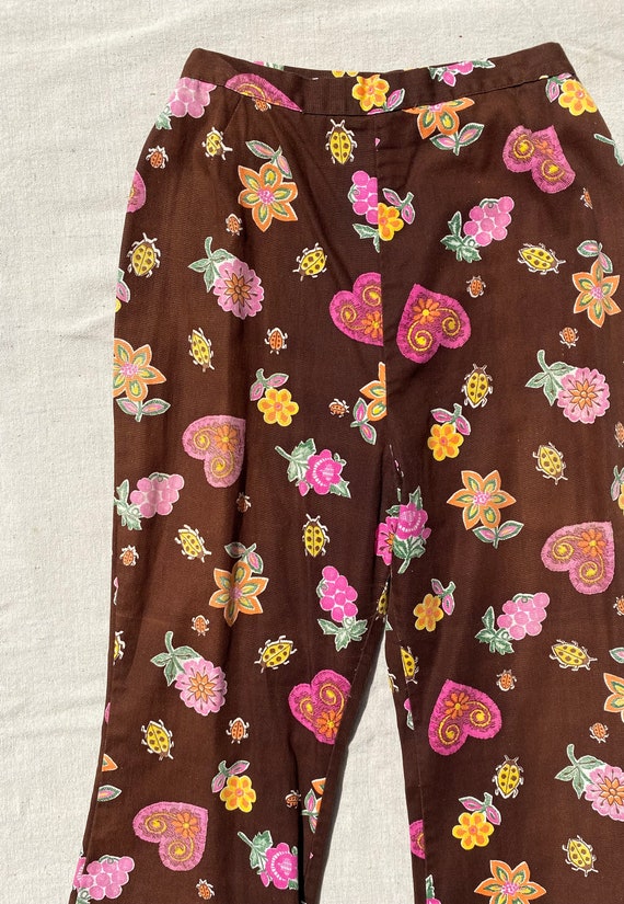 Vintage 1960s / 70s Printed Bell Bottoms Novelty … - image 9