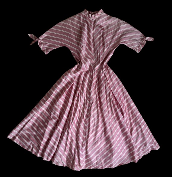 Vintage 1950s Striped Dress Pink White Stripes Fi… - image 2