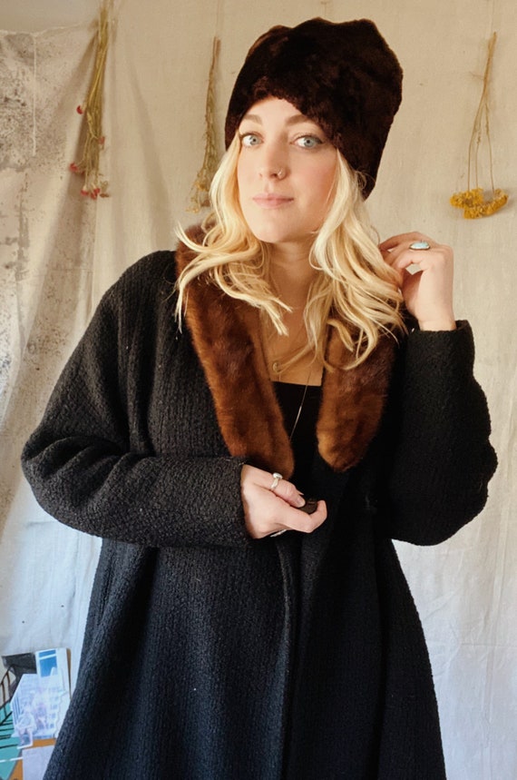 vintage pillbox russian fur Gem